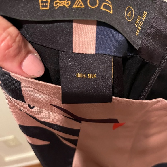 Pink Silk Midi Skirt size 6 Designer Juan Carlos Obando - Picture 8 of 9